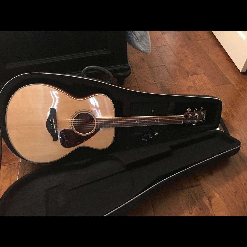 Yamaha Guitar